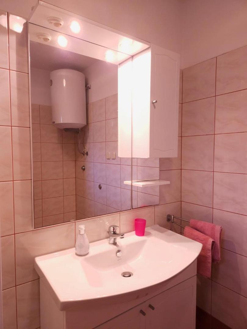 Lorena Apartments In Pula Luaran gambar
